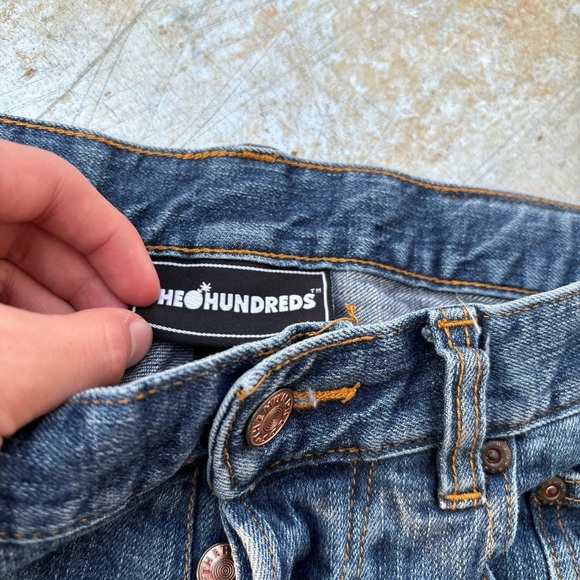 The one hunnid CUSTOM frayed shorts denim. Size 30 - Picture 4 of 6